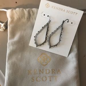Kendra Scott Silver drop earrings